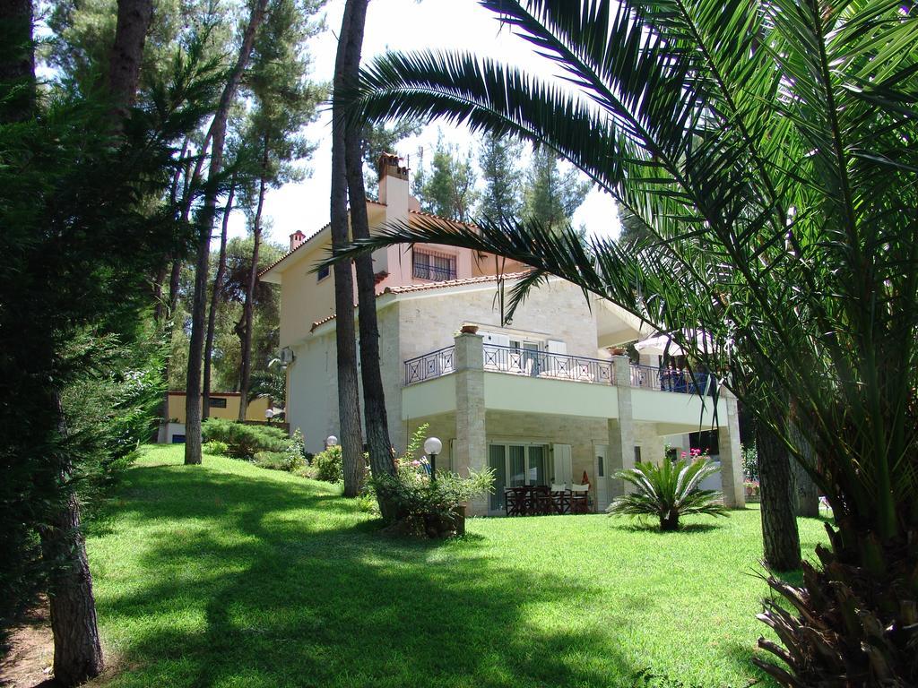 Mira Forest Residences Sani  Екстер'єр фото